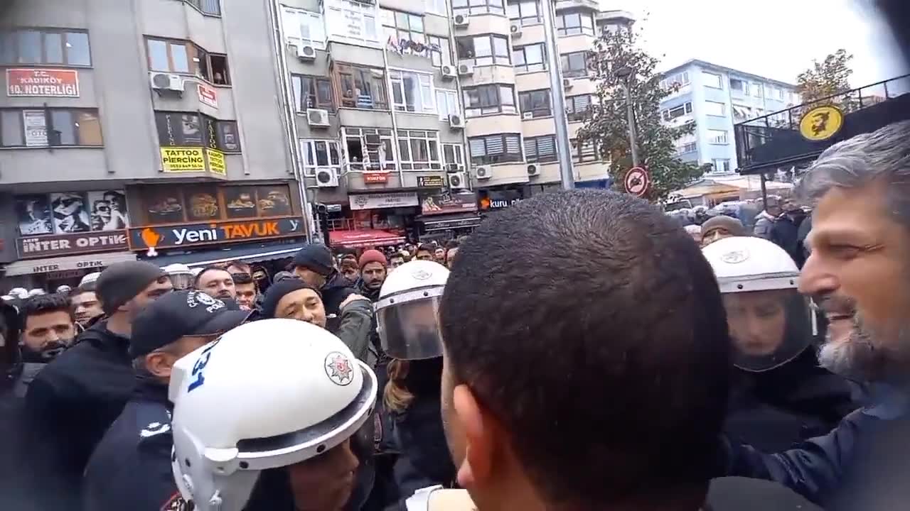 HDP'li Garo Paylan: Hesap vereceksin, görüntüdesin!