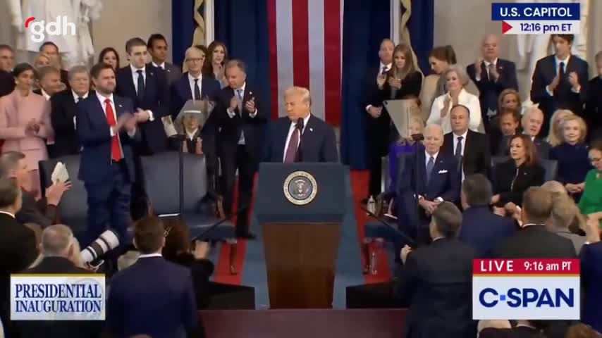 Biden ve Harris'in Trump'ı alkışlamayı reddettiği anlar