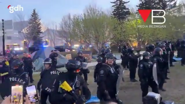 Kanada polisi, Calgary'deki İsrail protestocularına saldırdı