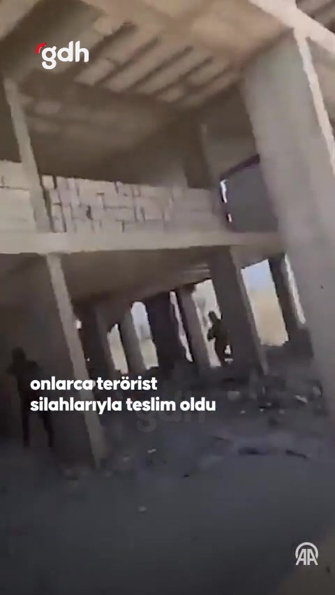 Arap aşiretleri Deyrizor'da PKK'ya saldırdı, çatışmalar sürüyor