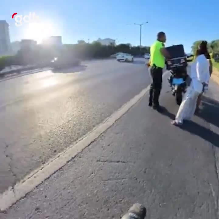 İstanbul'da motosikletliye çarpıp kaçan sürücü aranıyor