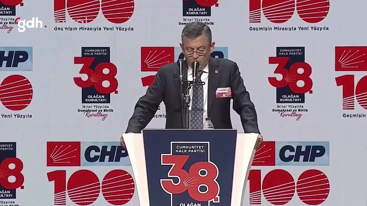 Özgür Özel: Selahattin Demirtaş’a selam!